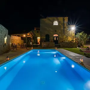 Ferienhaus Skandalis With Pool Chorafakia